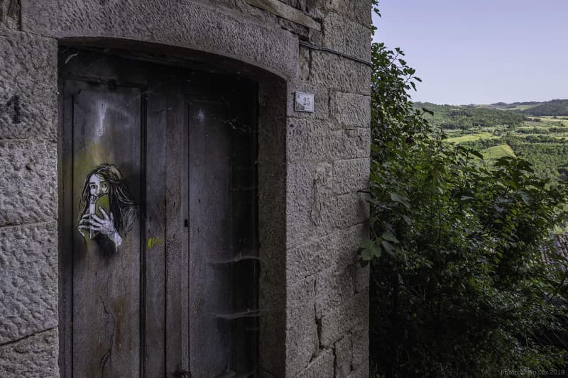 CVTà2019_Artist_Alice_Pasquini_Location_Civitacampomarano_Photo_©_Ian_Cox