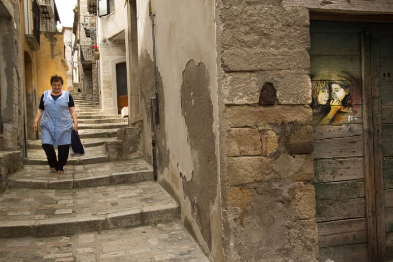 Alice-pasquini---civitacampomarano-it_17278652723_o