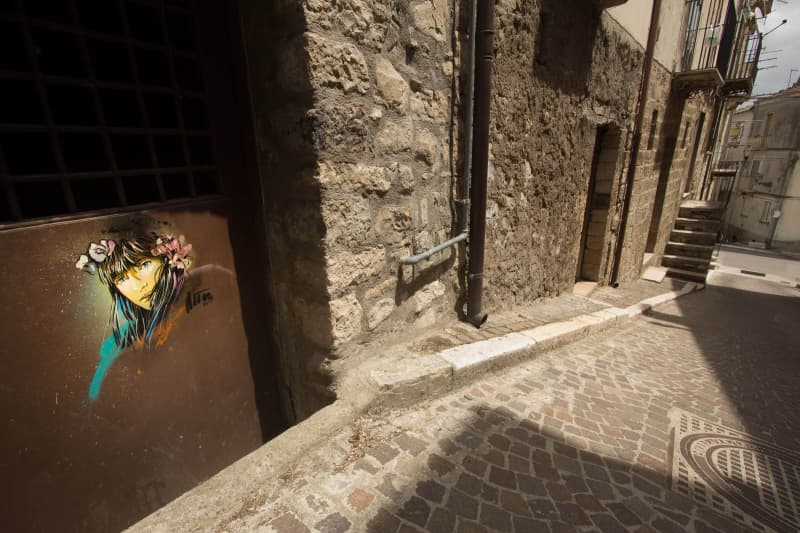 Alice-pasquini---civitacampomarano-it_17898609645_o